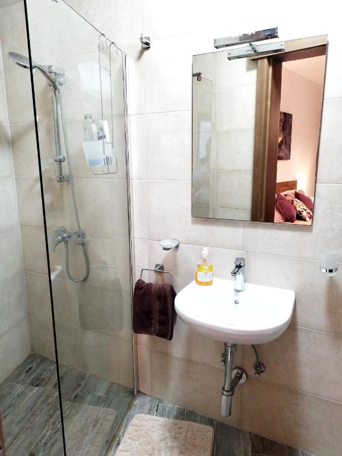 Large And Modern Apartment In The Centre Of Malta Mosta Exterior foto